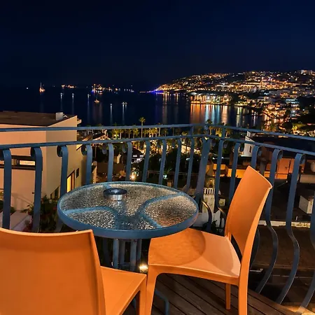 Deniz 61 Hotel